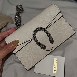 Gucci-Dionysus super mini leather bag- AUTHENTIC.No scratches. In good condition
